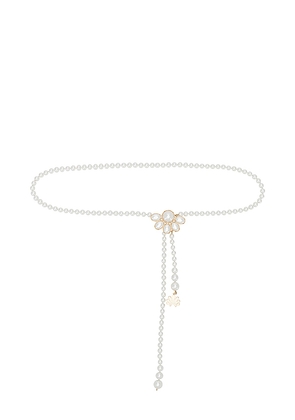 Lele Sadoughi Eloise Pearl Belt in White.