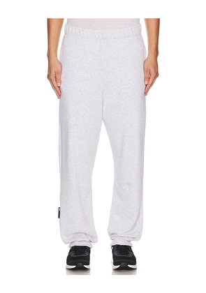 On Club Pants in Grey. Size M. Also in S, L, XL/1X.