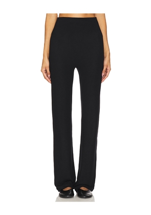 LESET Lauren Straight Pant in Black. Size L. Also in XL.