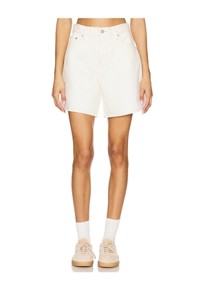 LEVI'S High Baggy Short in White. Size 24. Also in 30, 31, 32.