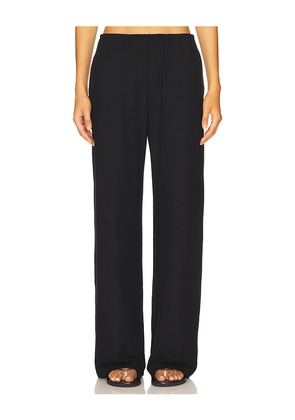 LESET Lauren Pocket Pant in Black. Size M. Also in L, XL.