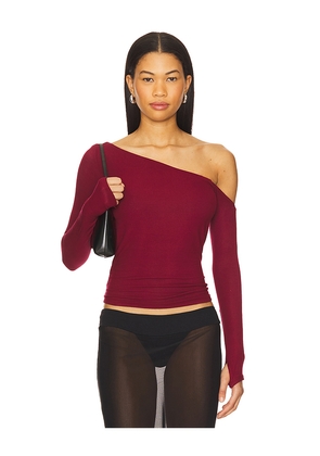 Michael Lauren Magdaleno Asymmetrical Fitted Cold Shoulder Long Sleeve Top in Burgundy. Size M. Also in S, L.