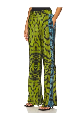 Muma World Pant in Green. Size M. Also in S, XS.