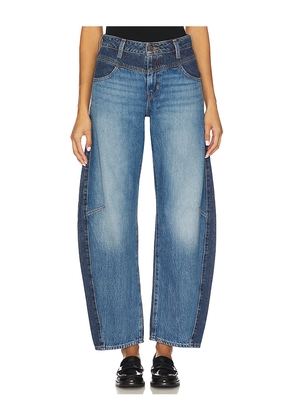 LEVI'S Barrel Saddle Back Jeans in Blue. Size 26. Also in 28.