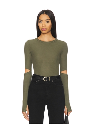 Michael Lauren Solomon Long Sleeve Fitted Tee in Green. Size M. Also in XS, L, XL.