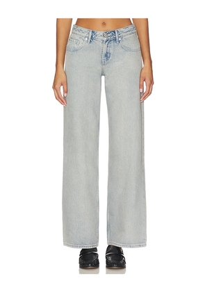 LEVI'S Low Loose Jeans in Grey. Size 24. Also in 26, 27, 28, 29, 31, 32.