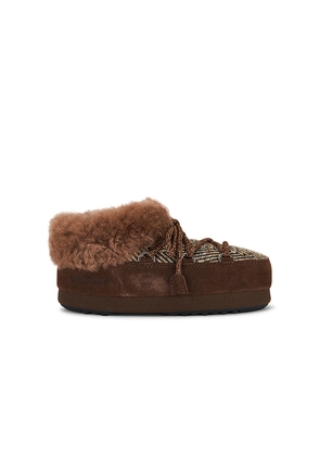 MOON BOOT X Guest in Residence Evx Chalet Mule in Brown. Size 37/38. Also in 35/36, 41/42.