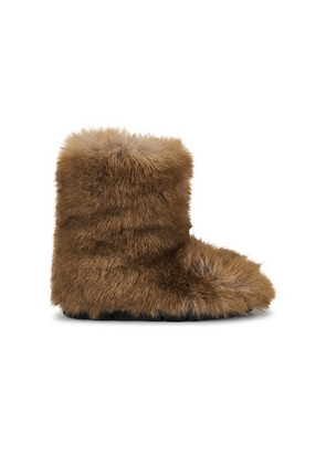 MSGM Fluffy Flat Boot in Beige. Size 37. Also in 36, 38, 39, 40.