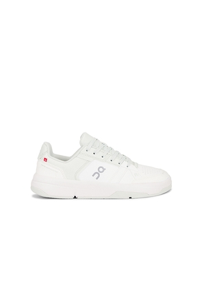 On The Roger Clubhouse Sneaker in White. Size 6.5. Also in 6, 7.5, 8.5, 9.