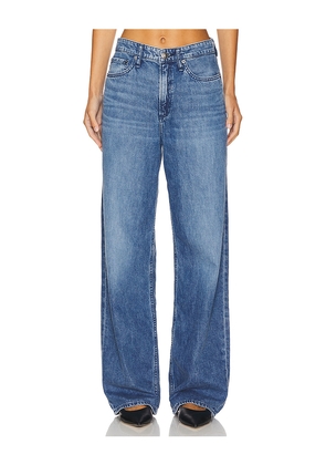 Rag & Bone Featherweight Logan Jeans in Denim-Medium. Size 25. Also in 24, 26, 28, 29, 31, 34.