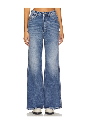 ROLLA'S Studio Flare Jeans in Denim-Medium. Size 24. Also in 25.