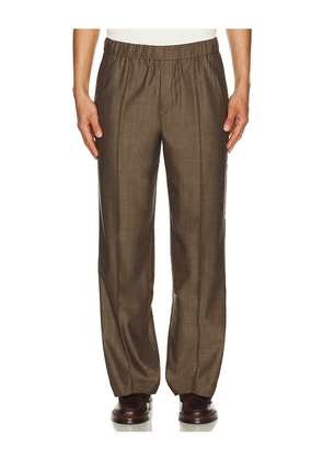 Percival Grounds Relaxed Trousers in Brown. Size 32. Also in 30.