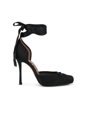 Steve Madden Larina Heel in Black. Size 11. Also in 9.5.