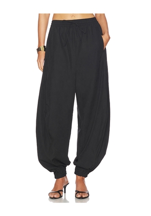 Rohe Balloon Track Pants in Black. Size 32. Also in 34, 38.
