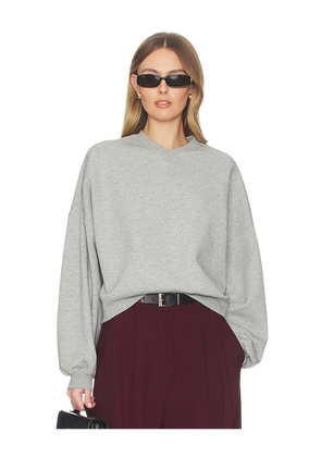 SEROYA Taley Sweatshirt in Light Grey. Size M. Also in L, S, XL, XS.