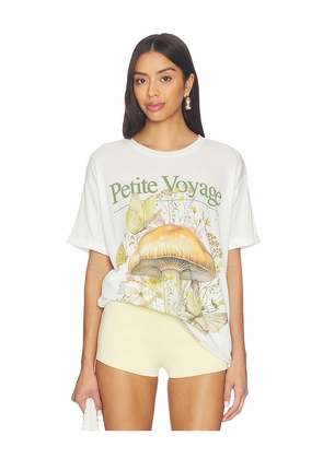 The Laundry Room Petite Voyage Oversized Tee in White. Size L. Also in M, S, XL, XS.