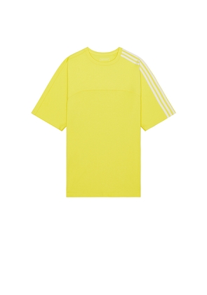 Y-3 3S Tee in Yellow in Yellow. Size XL/1X. Also in S.