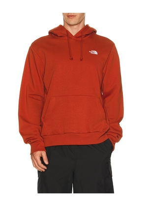 The North Face Evolution Simple Dome Regular Hoodie in Brick. Size L. Also in M, S, XL/1X, XXL/2X.