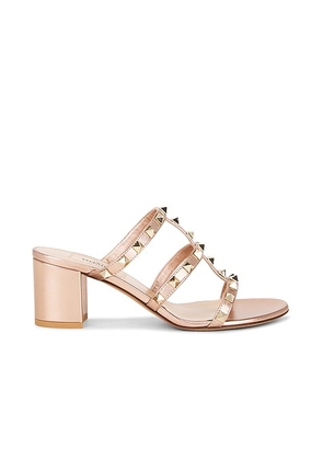 Valentino Garavani Rockstud 60 Mule in Rose Cannelle - Pink. Size 38.5 (also in 36.5, 39).