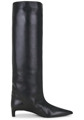 Jil Sander Knee High Boot in Black - Black. Size 40 (also in ).