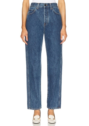 KHAITE Corben Relaxed Leg Jeans in Boone - Blue. Size 28 (also in ).
