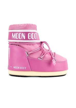 MOON BOOT Classic Low 2 Bootie in Pink. Size 39-41. Also in 36-38.