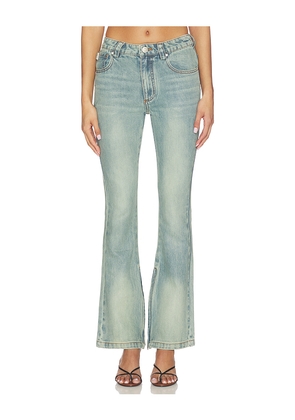 Markgong Slim Fit in Blue. Size 34/2. Also in 36/4, 38/6, 40/8.