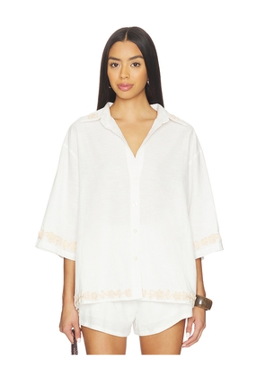 SNDYS Ines 2.0 Shirt in White. Size L. Also in S, XXS, XS, M, XL, XXL.