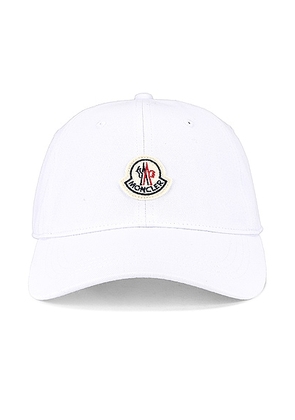 Moncler Hat in White - White. Size all.