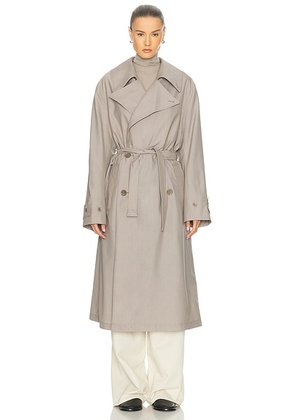 Lemaire Detachable Lining Trench Coat in Light Taupe - Beige. Size 38 (also in ).