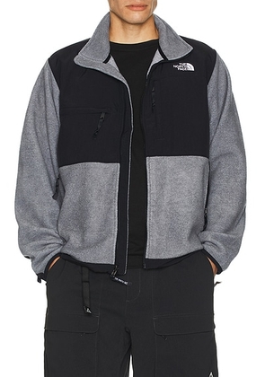 The North Face Retro Denali Jacket in TNF Mid Grey Heather & TNF Black - Grey. Size S (also in ).