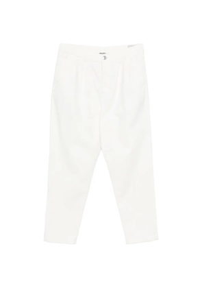 Brunello Cucinelli pleated-front tapered jeans - White