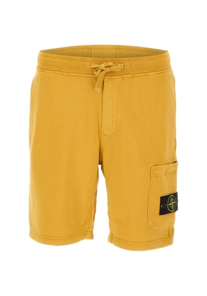 Stone Island badge-detail drawstring-fastening shorts - Yellow