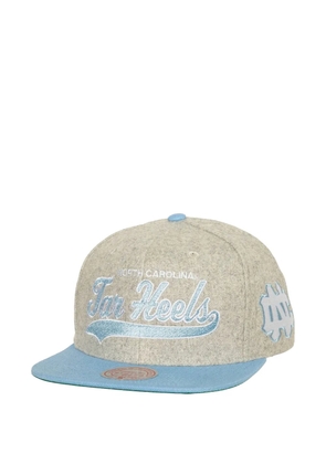 Mitchell & Ness North Carolina Tar Heels Tailsweep 2.0 baseball cap - Grey