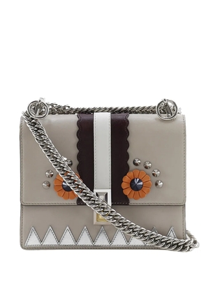 Fendi Pre-Owned 2010-2026 Vitello Liberty Lucido Catalan Small Mirror Hypnoteyes Studded Kan I crossbody bag - Brown