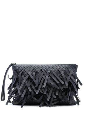 Bottega Veneta Pre-Owned 2012-2026 Nappa Intrecciato Palio Fringe clutch bag - Grey
