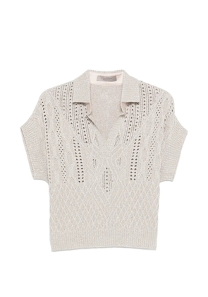 D.Exterior openwork top - Neutrals