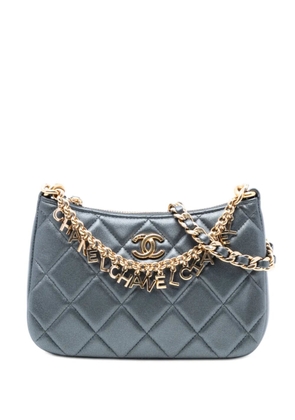 CHANEL Pre-Owned 2021-2026 CC Quilted Metallic Lambskin Logo Chain satchel - Grey