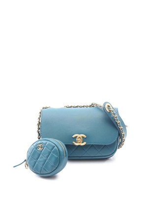 CHANEL Pre-Owned 2019 CC Quilted Lambskin Multi Pouching Flap Bag crossbody bag - Green