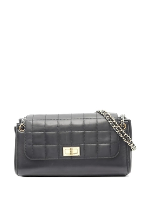 CHANEL Pre-Owned 2002-2003 2.55 Choco Bar shoulder bag - Black