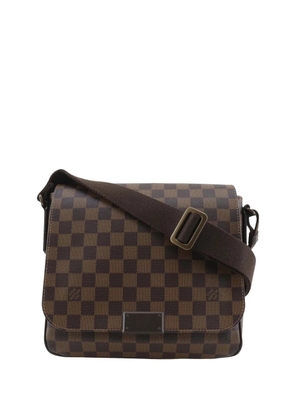 Louis Vuitton Pre-Owned 2013 Damier Ebene District PM crossbody bag - Brown