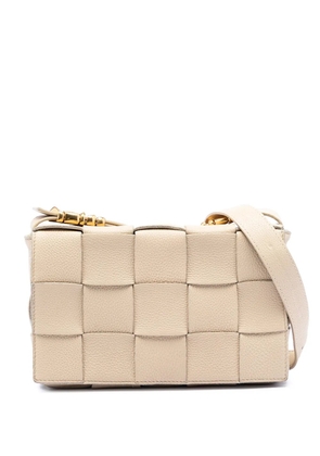 Bottega Veneta Pre-Owned 2012-2025 Grained Calfskin Intrecciato Cassette crossbody bag - Brown