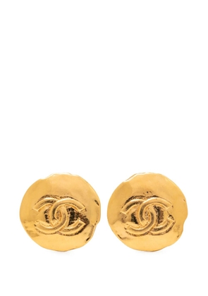 CHANEL Pre-Owned 1993 CC Gold Plated Round Clip On Earrings costume earrings