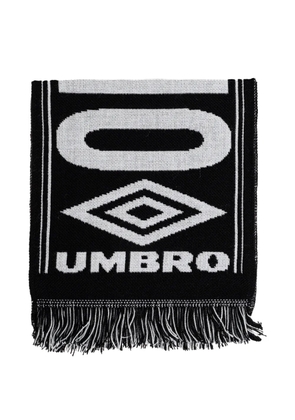 UMBRO logo-print fringed-hem scarf - Black