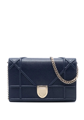 Christian Dior Pre-Owned 2017 Grained Calfskin Diorama Wallet on Chain crossbody bag - Blue
