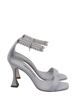 Manolo Blahnik faux-pearl-strap leather sandals - White