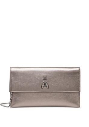 Patrizia Pepe Fly-appliqué chain clutch bag - Silver