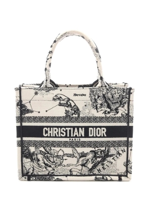 Christian Dior Pre-Owned 2021 Small Canvas Embroidered Zodiac Toile De Jouy Book tote bag - White