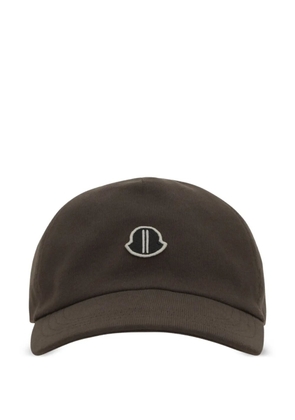 Moncler x Rick Owens logo patch cotton baseball cap - Brown