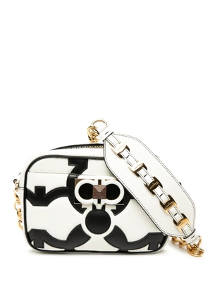 Ferragamo Pre-Owned 2010-2025 Leather Double Gancini Camera Bag crossbody bag - Black